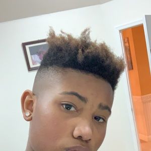 Meet your Posher, Amthony